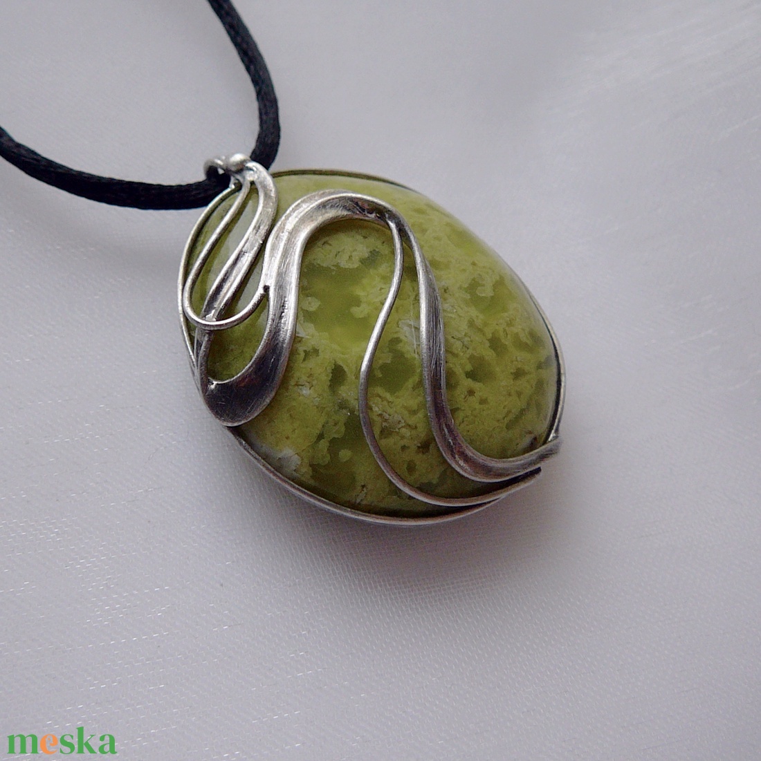 Zöld opál medál - ékszer - nyaklánc - medálos nyaklánc - Meska.hu