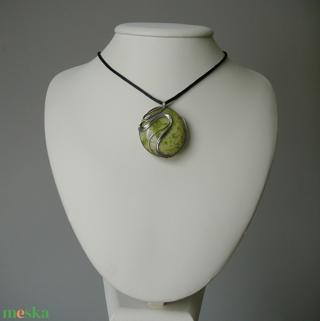 Zöld opál medál - ékszer - nyaklánc - medálos nyaklánc - Meska.hu