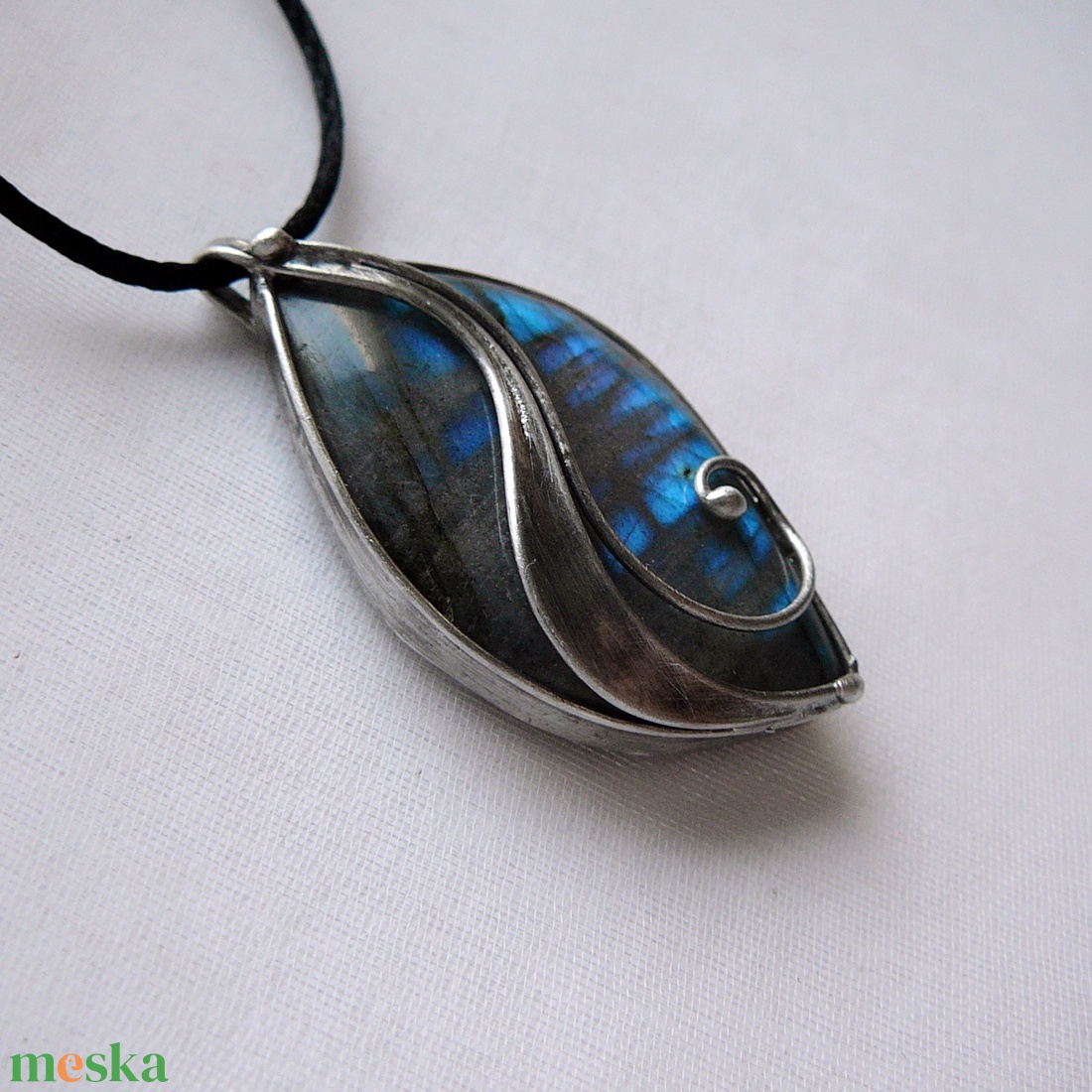 Labradorit medál - ékszer - nyaklánc - medál - Meska.hu