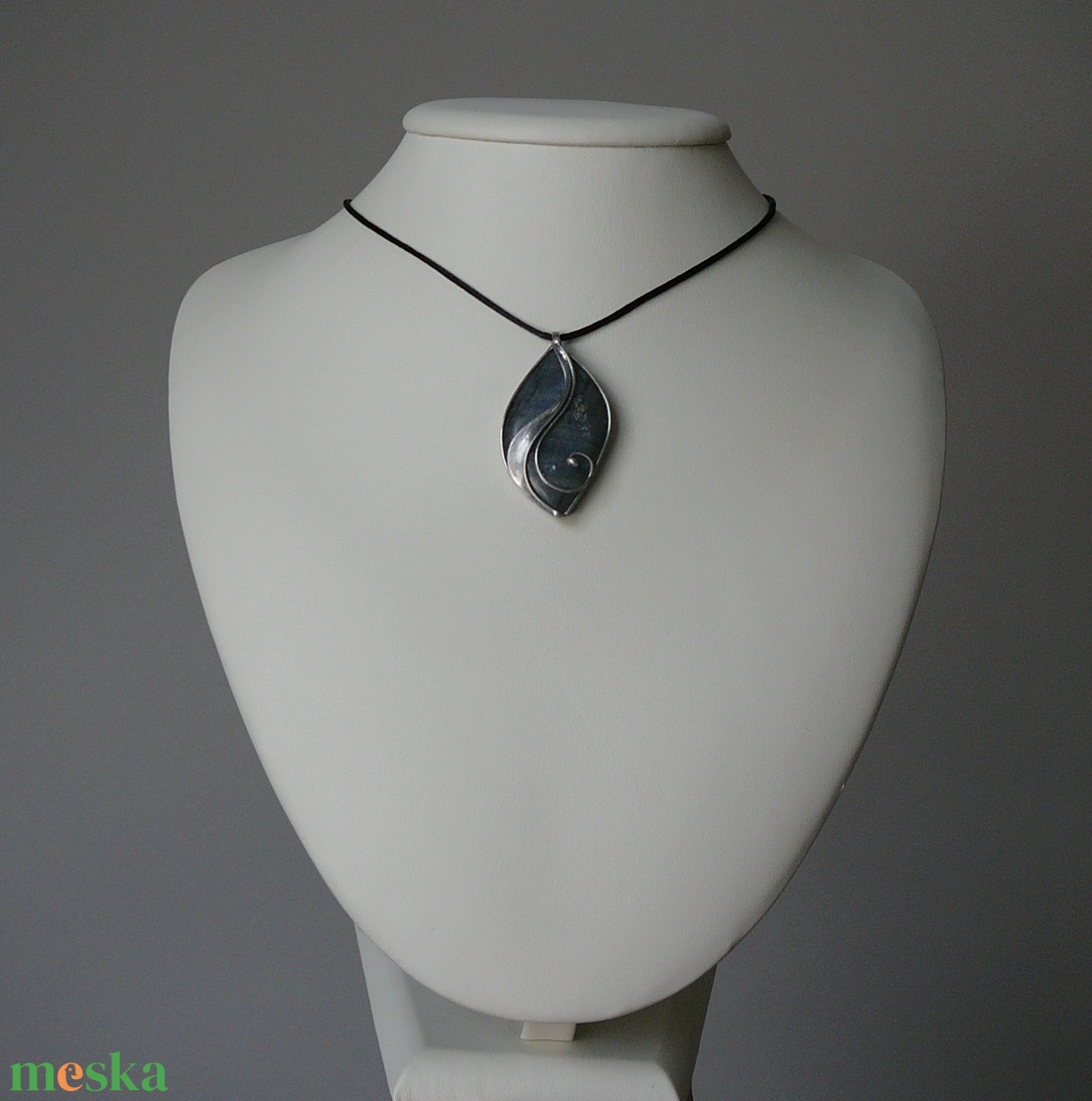 Labradorit medál - ékszer - nyaklánc - medál - Meska.hu