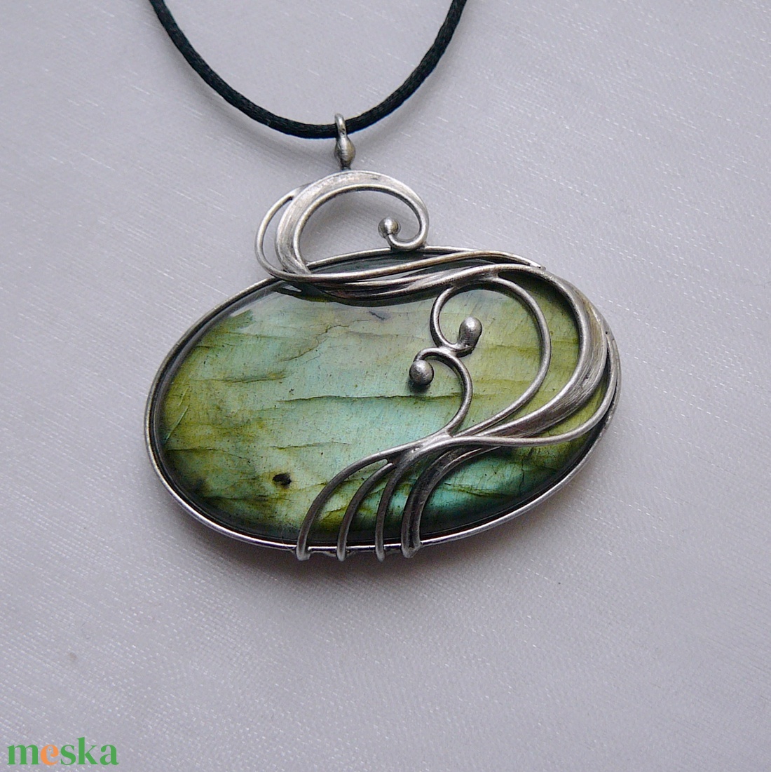 Labradorit medál - ékszer - nyaklánc - medál - Meska.hu