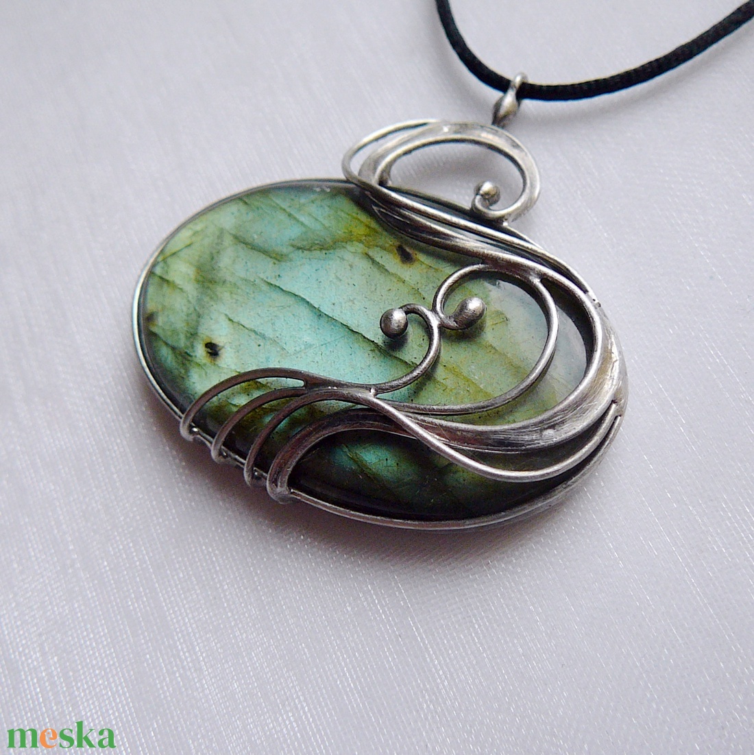 Labradorit medál - ékszer - nyaklánc - medál - Meska.hu