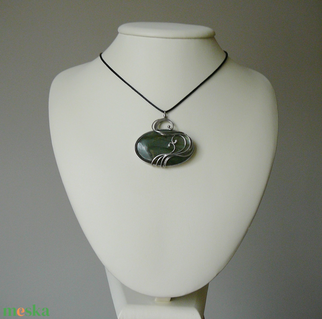 Labradorit medál - ékszer - nyaklánc - medál - Meska.hu