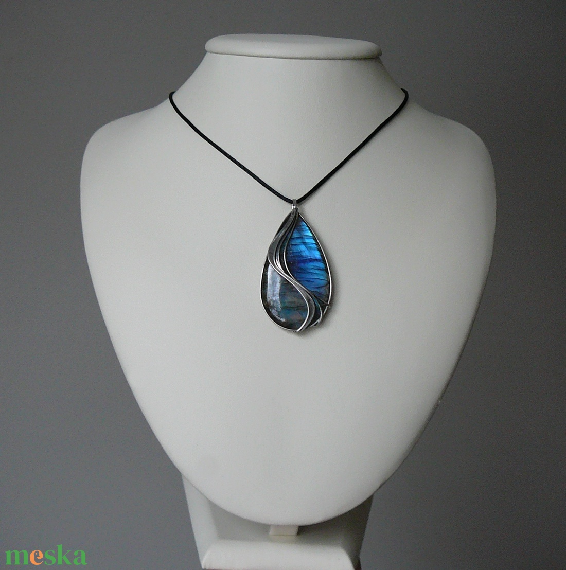 Labradorit medál - ékszer - nyaklánc - medál - Meska.hu