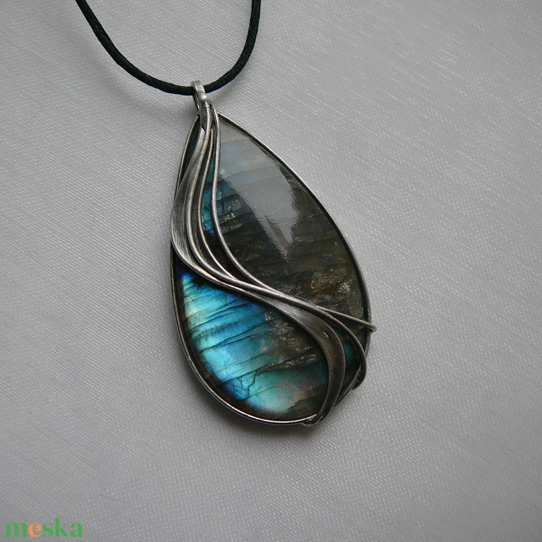 Labradorit medál - ékszer - nyaklánc - medál - Meska.hu