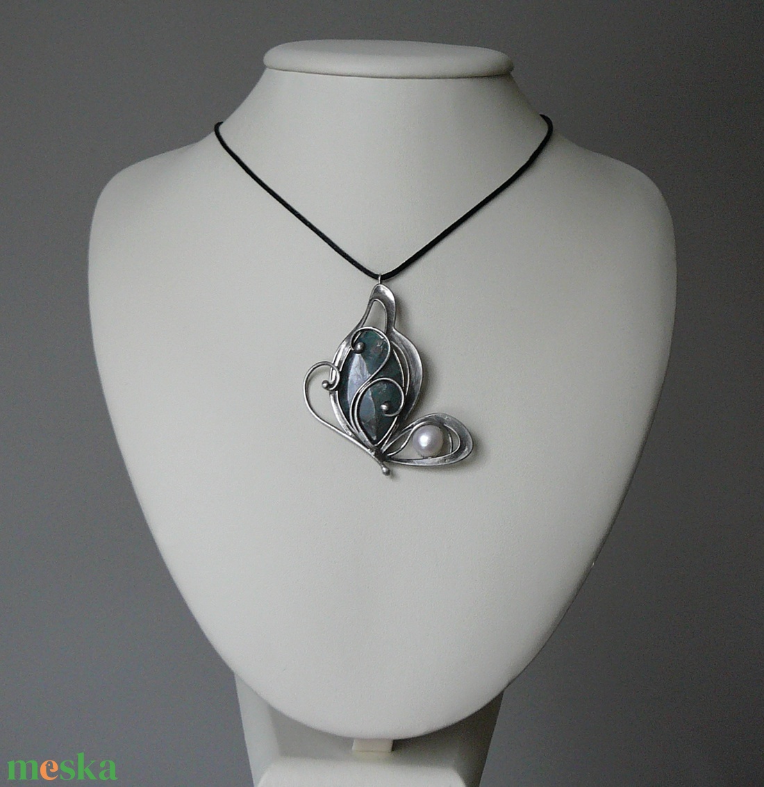 Labradorit pillangó medál - ékszer - nyaklánc - medál - Meska.hu