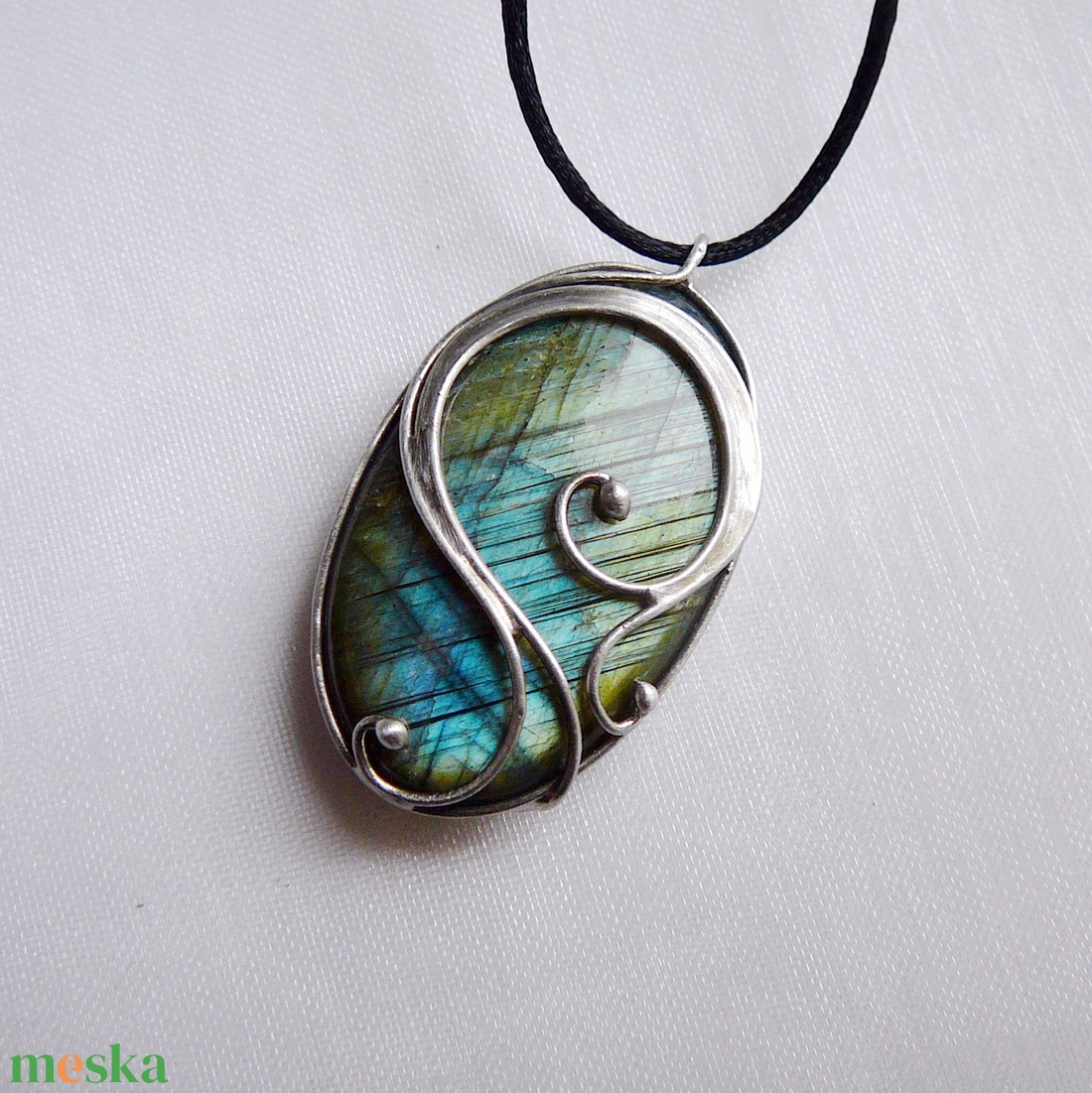 Labradorit medál - ékszer - nyaklánc - medál - Meska.hu