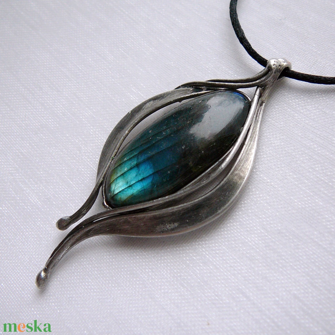 Labradorit medál - ékszer - nyaklánc - medál - Meska.hu