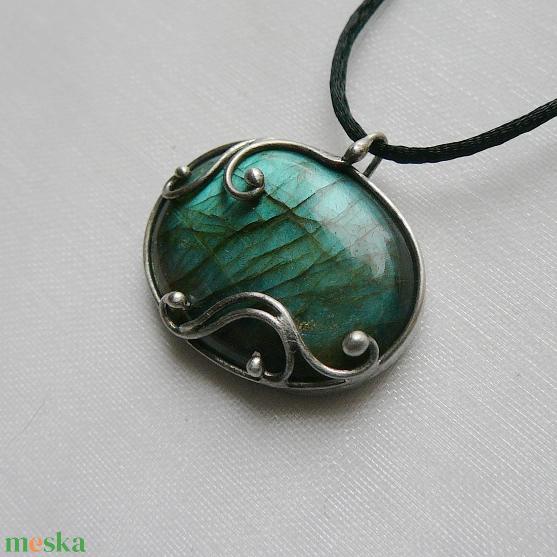 Labradorit medál - ékszer - nyaklánc - medál - Meska.hu