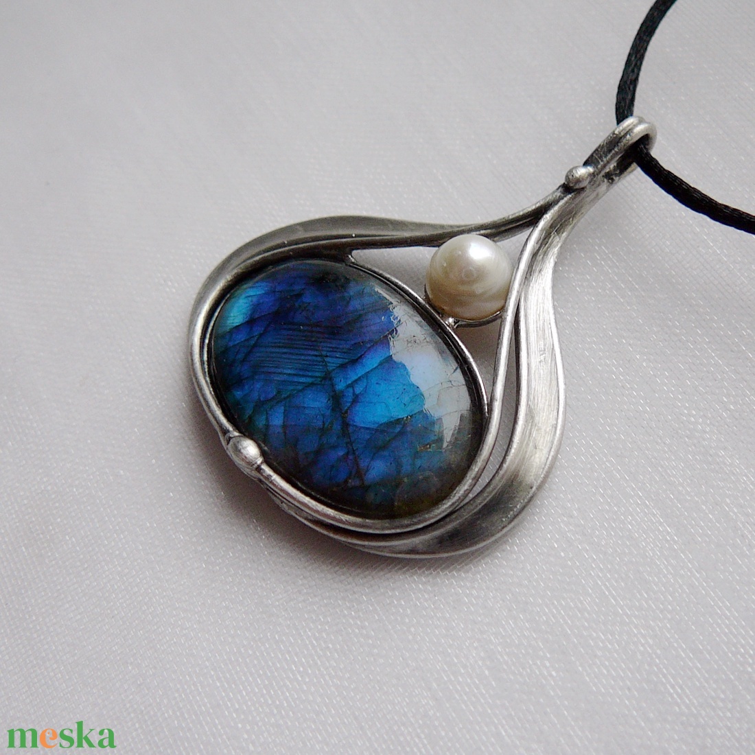 Labradorit medál - ékszer - nyaklánc - medál - Meska.hu