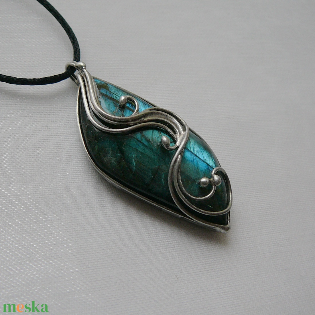 Labradorit medál - ékszer - nyaklánc - medál - Meska.hu