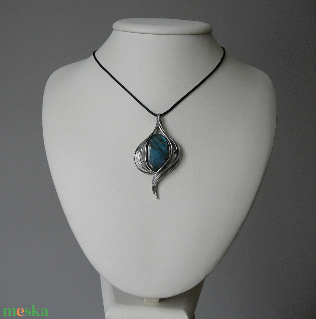 Labradorit medál - ékszer - nyaklánc - medál - Meska.hu