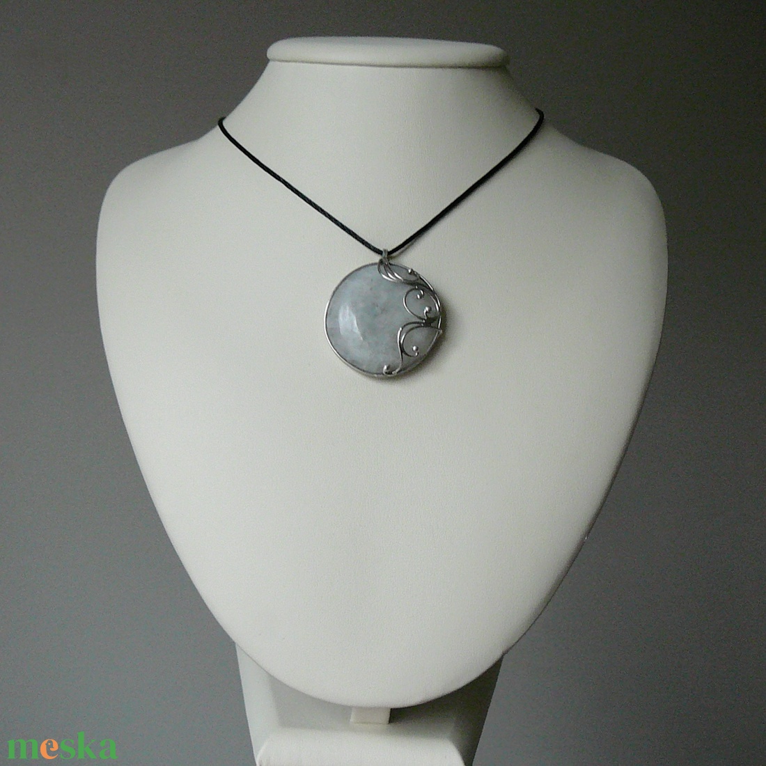 Holdkő medál - ékszer - nyaklánc - medálos nyaklánc - Meska.hu