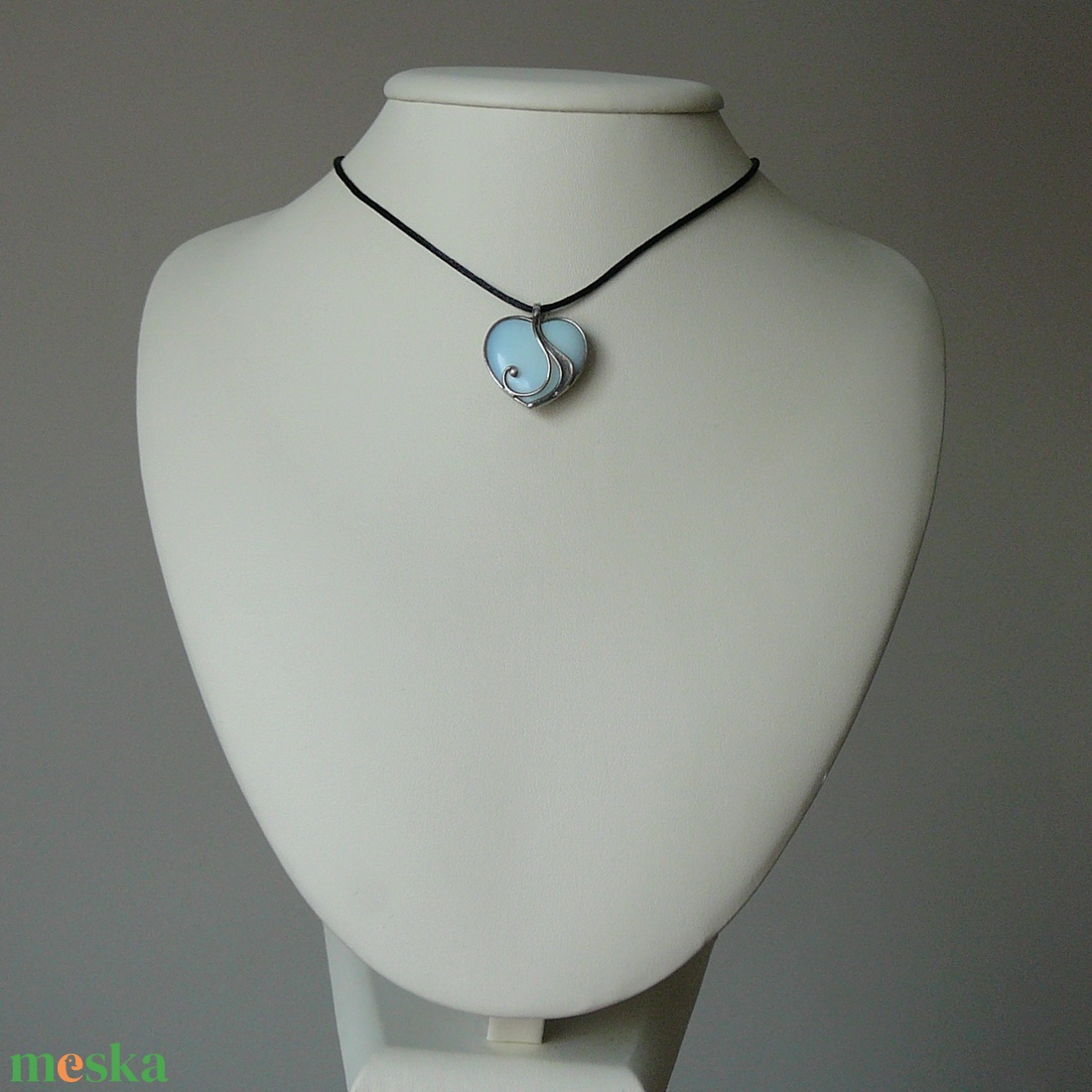 Opalit mini szív medál - ékszer - gyűrű - szoliter gyűrű - Meska.hu