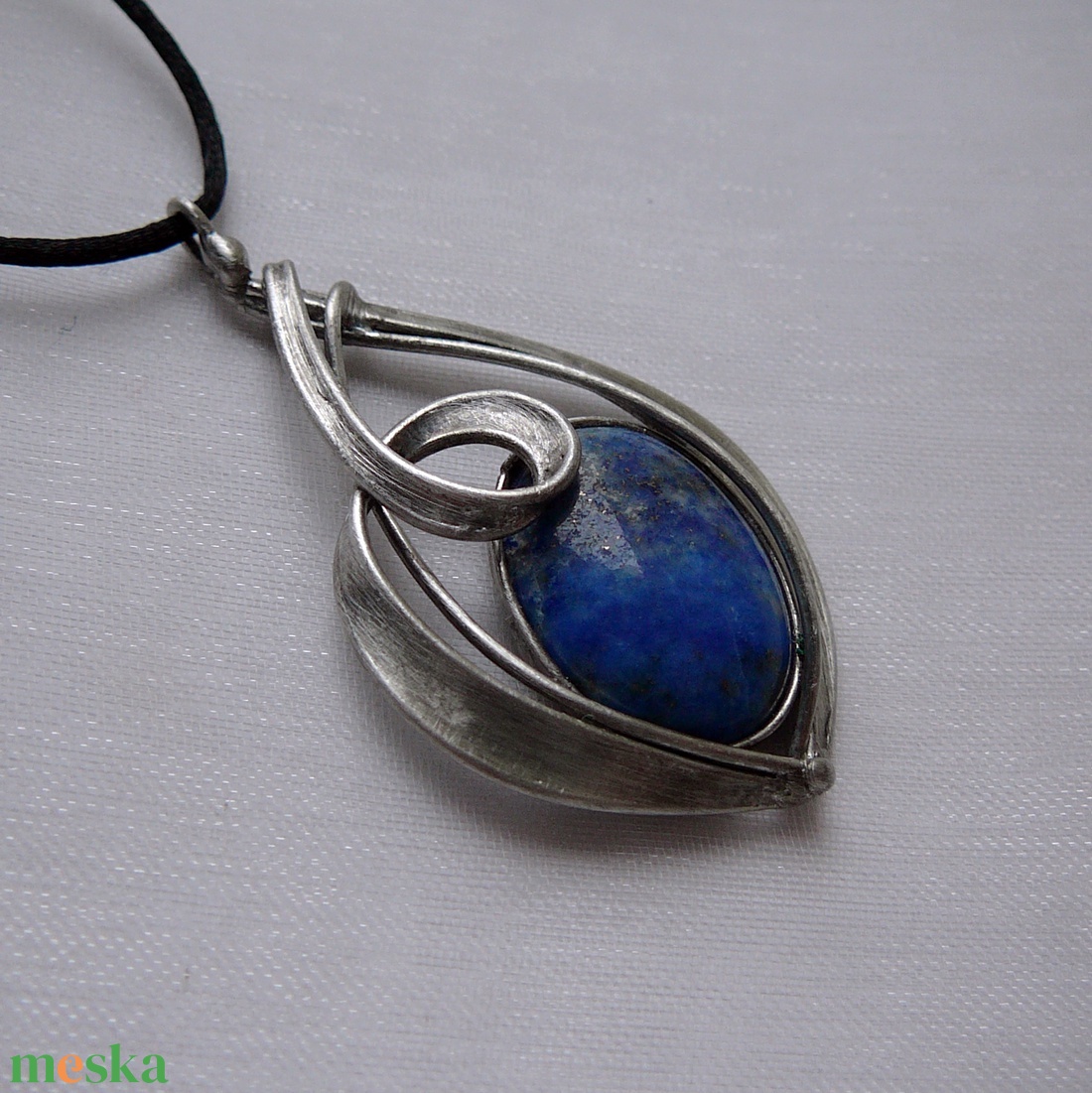 Lápisz lazuli medál - ékszer - nyaklánc - medálos nyaklánc - Meska.hu