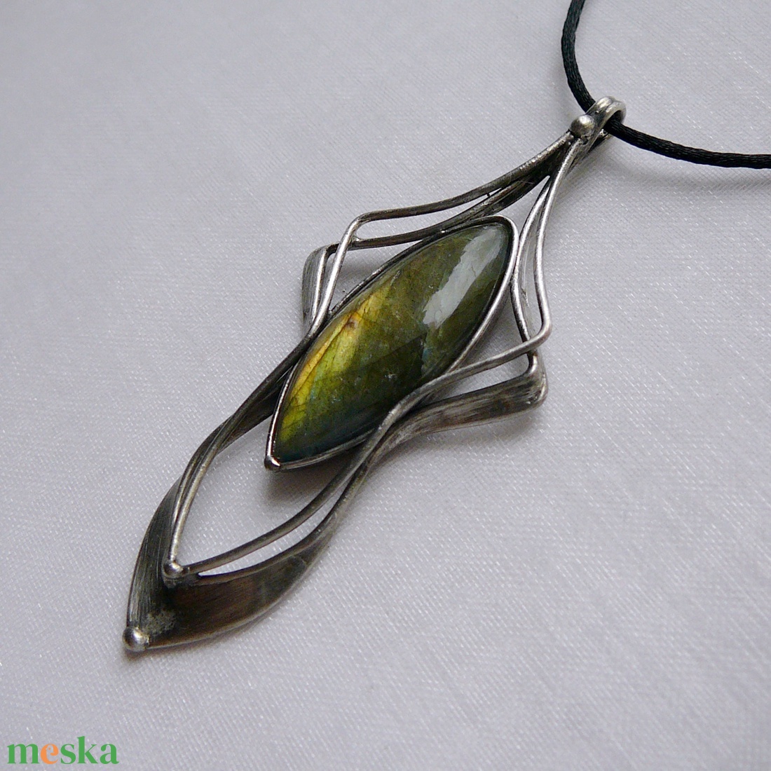 Labradorit medál - ékszer - nyaklánc - medál - Meska.hu