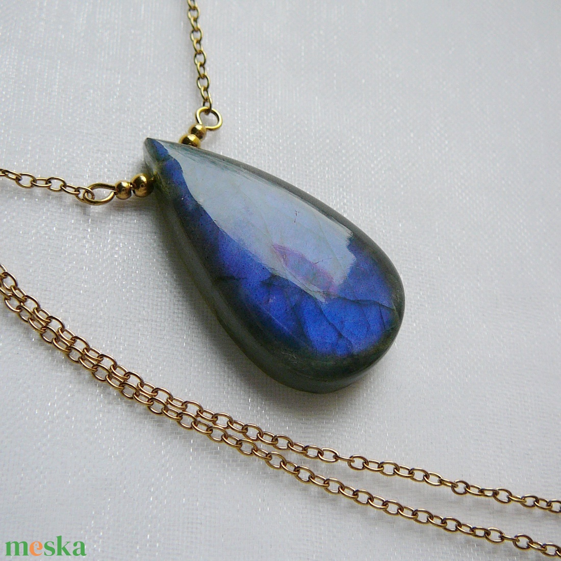 Labradorit medálos nyaklánc - ékszer - nyaklánc - medál - Meska.hu