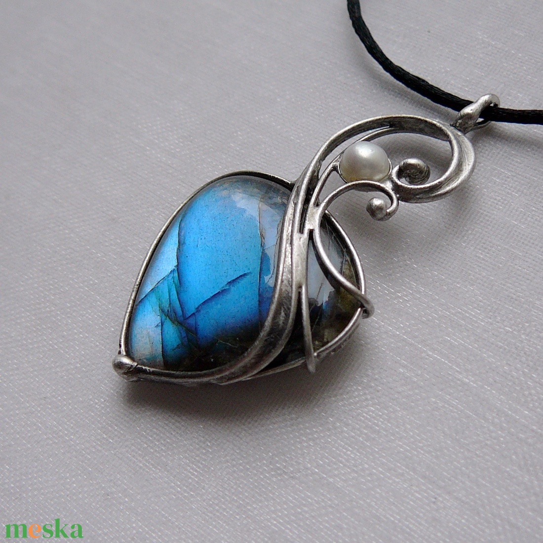 Labradorit medál - ékszer - nyaklánc - medál - Meska.hu