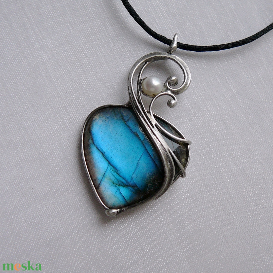 Labradorit medál - ékszer - nyaklánc - medál - Meska.hu