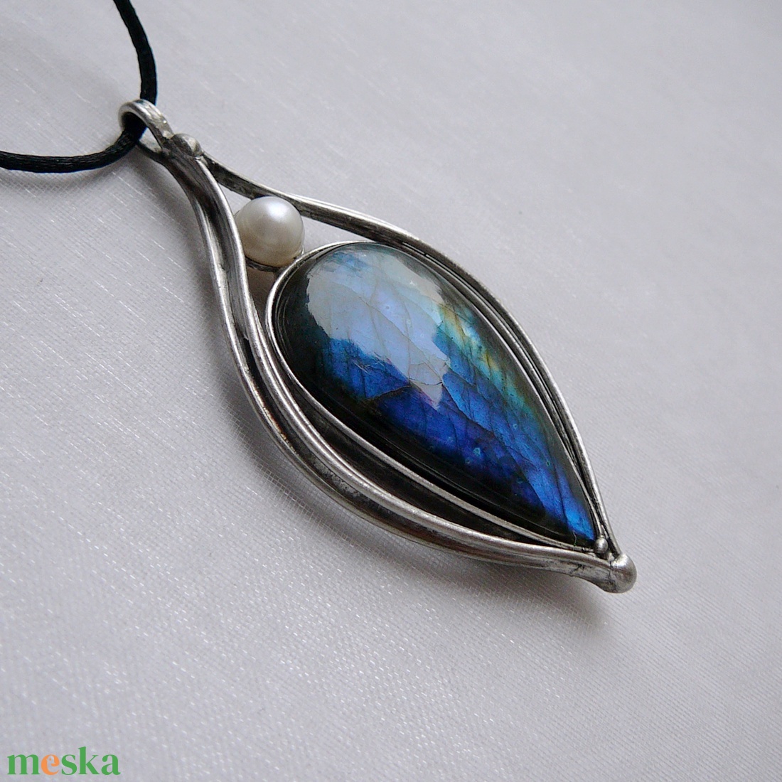 Labradorit medál - ékszer - nyaklánc - medál - Meska.hu