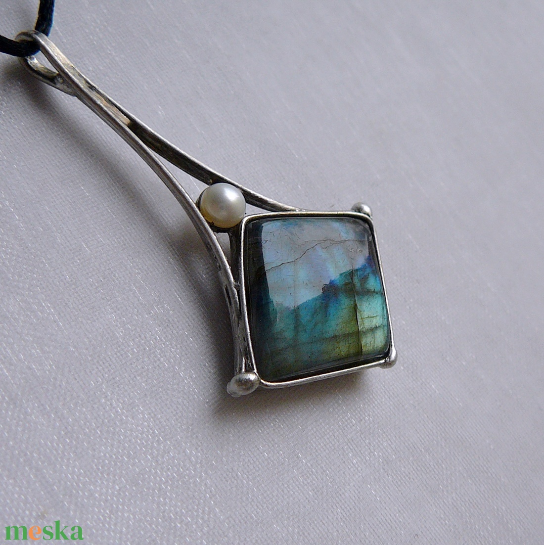 Labradorit medál - ékszer - nyaklánc - medál - Meska.hu