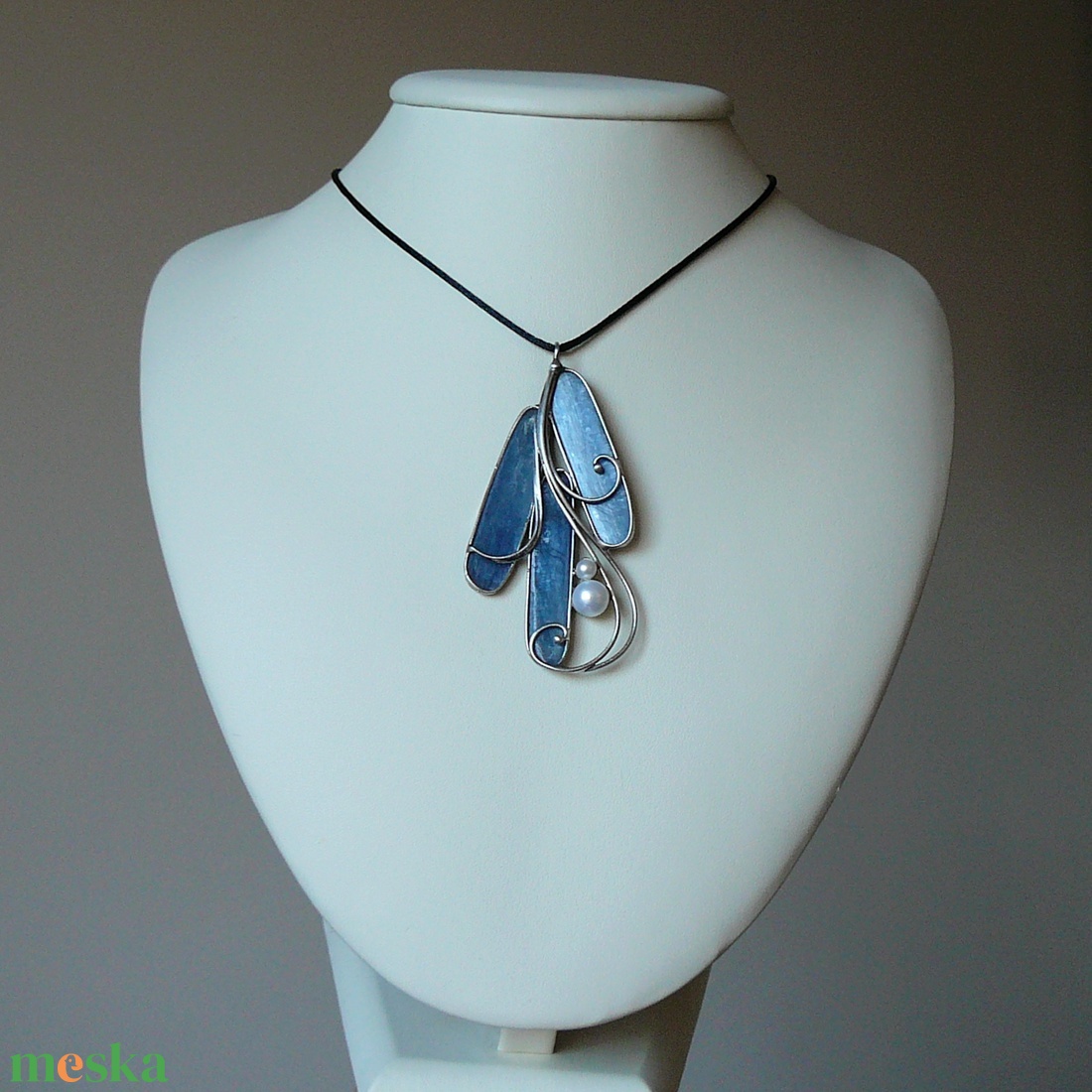 Kianit medál - ékszer - nyaklánc - medálos nyaklánc - Meska.hu