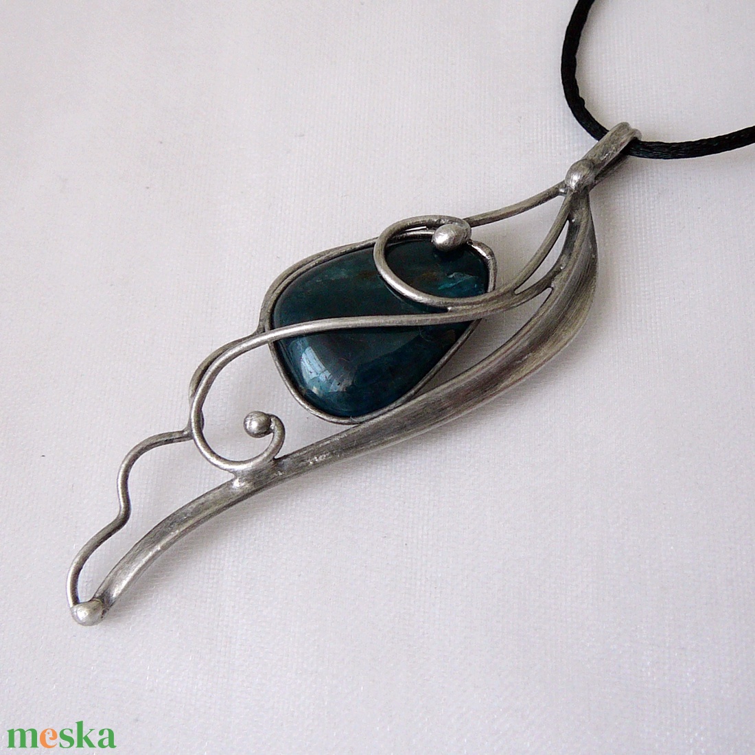 Apatit szárny medál - ékszer - nyaklánc - medálos nyaklánc - Meska.hu