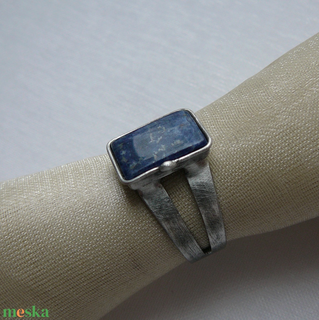 Szodalit gyűrű - ékszer - gyűrű - szoliter gyűrű - Meska.hu