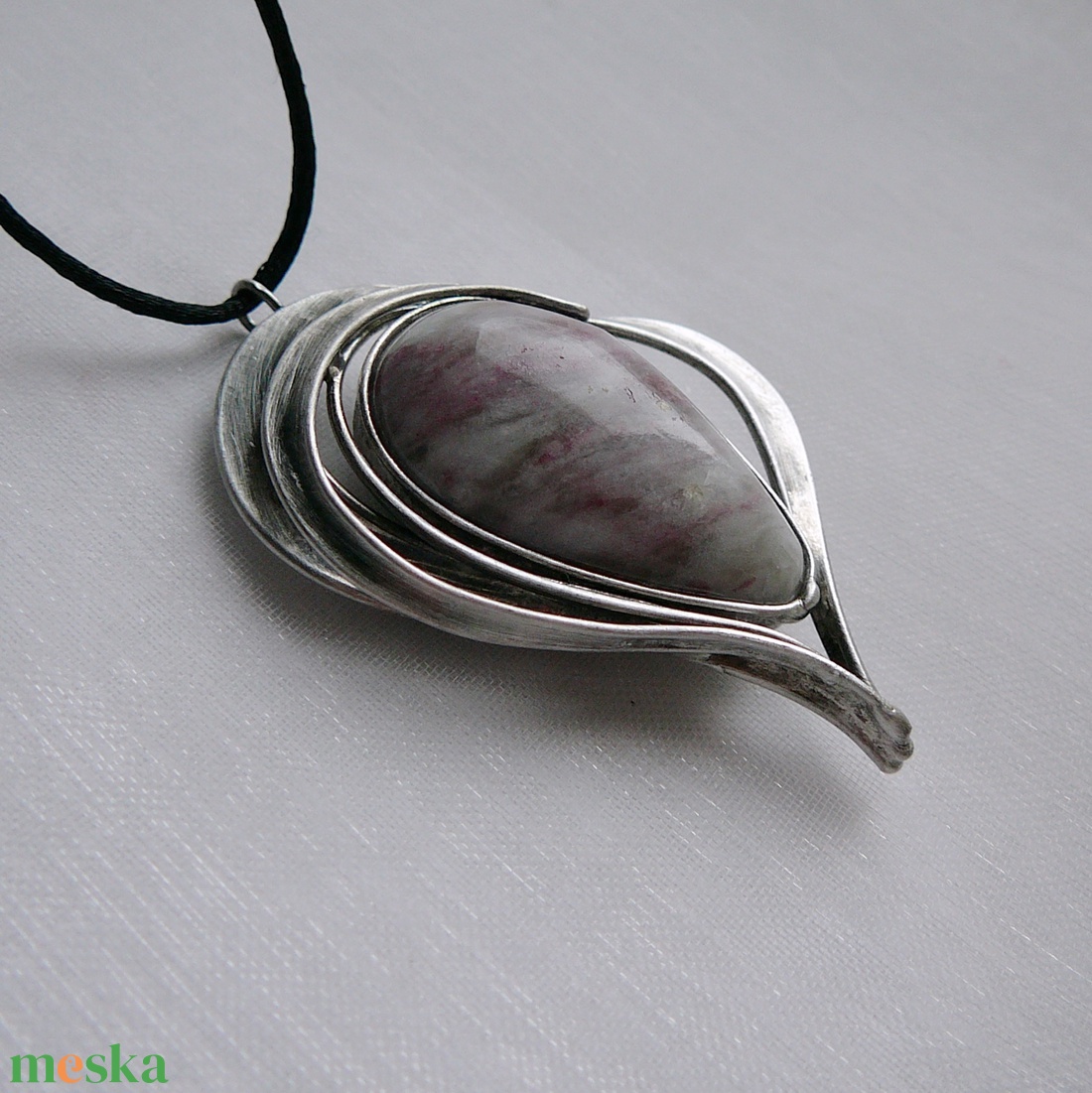 Rubellit szív medál - ékszer - nyaklánc - medálos nyaklánc - Meska.hu