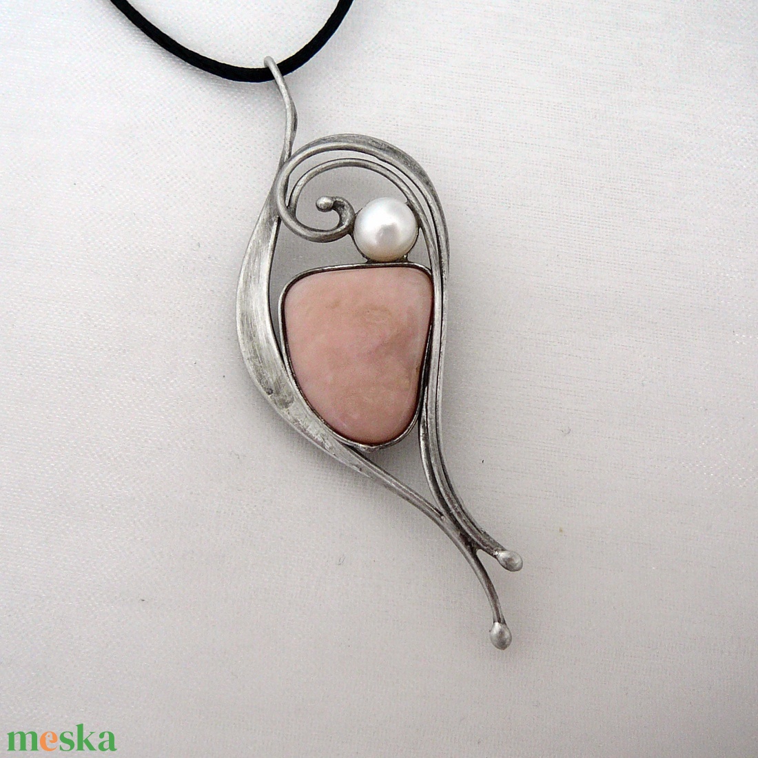 Rózsaszín opál medál - ékszer - nyaklánc - medálos nyaklánc - Meska.hu