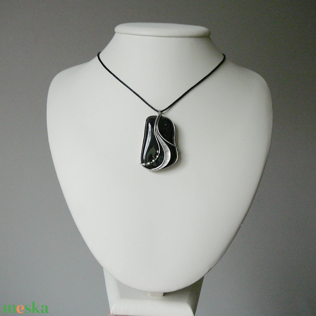 Fekete turmalin medál - ékszer - nyaklánc - medálos nyaklánc - Meska.hu