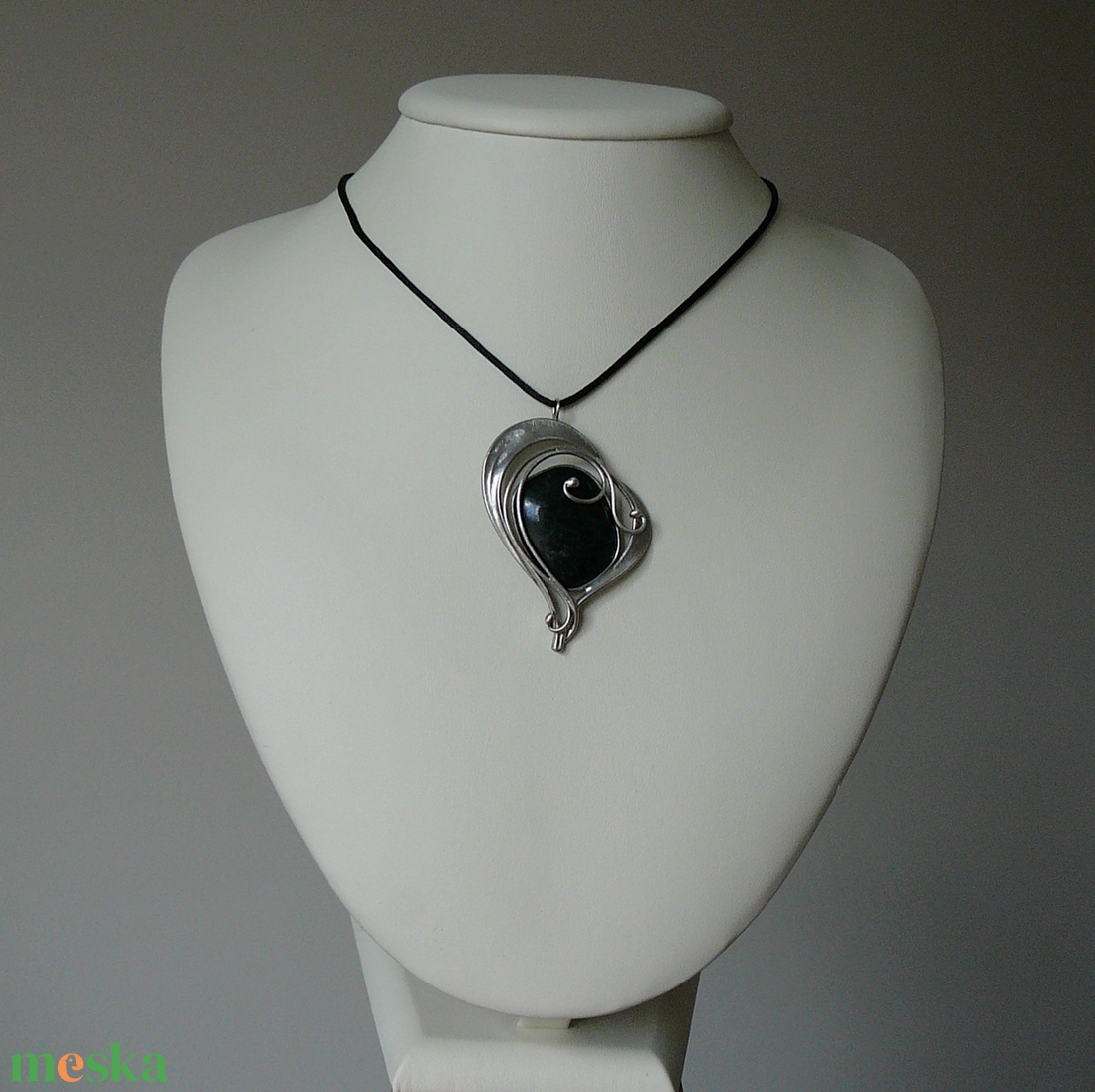 Asztrofllit szív medál - ékszer - nyaklánc - medálos nyaklánc - Meska.hu