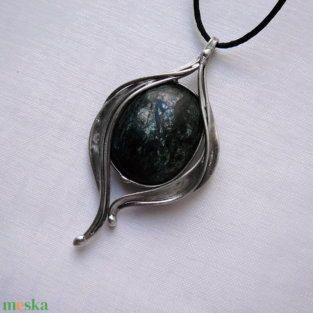 Asztrofllit szív medál - ékszer - nyaklánc - medálos nyaklánc - Meska.hu