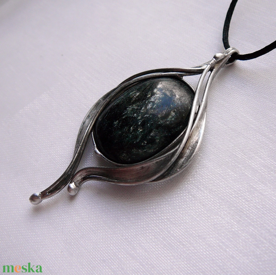 Asztrofllit szív medál - ékszer - nyaklánc - medálos nyaklánc - Meska.hu