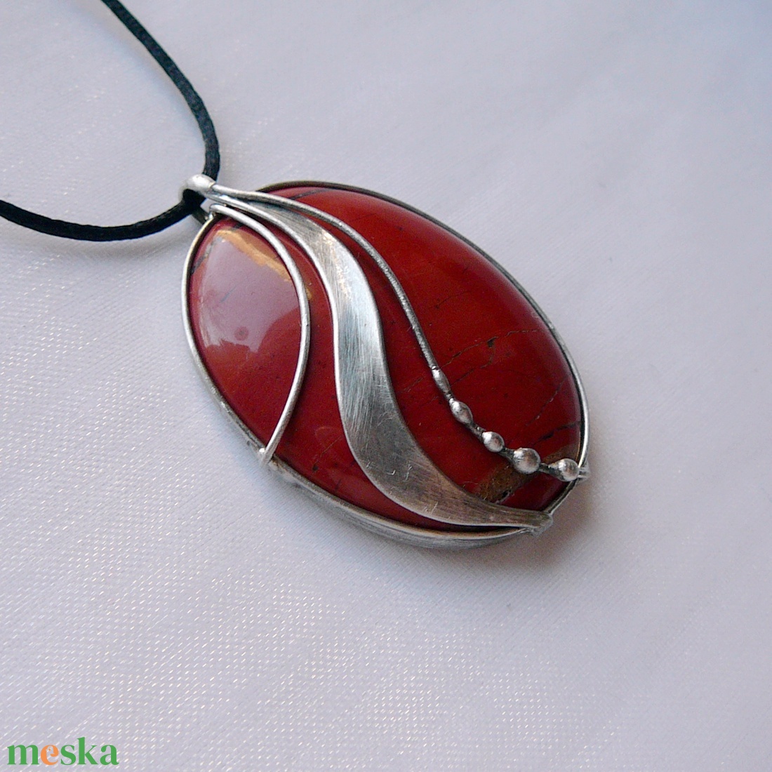 Vörös jáspis medál - ékszer - nyaklánc - medálos nyaklánc - Meska.hu