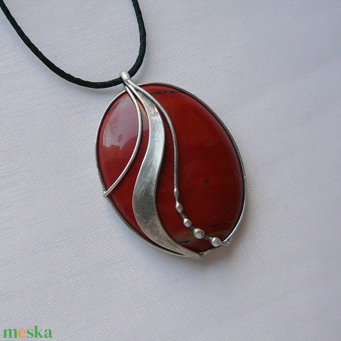Vörös jáspis medál - ékszer - nyaklánc - medálos nyaklánc - Meska.hu