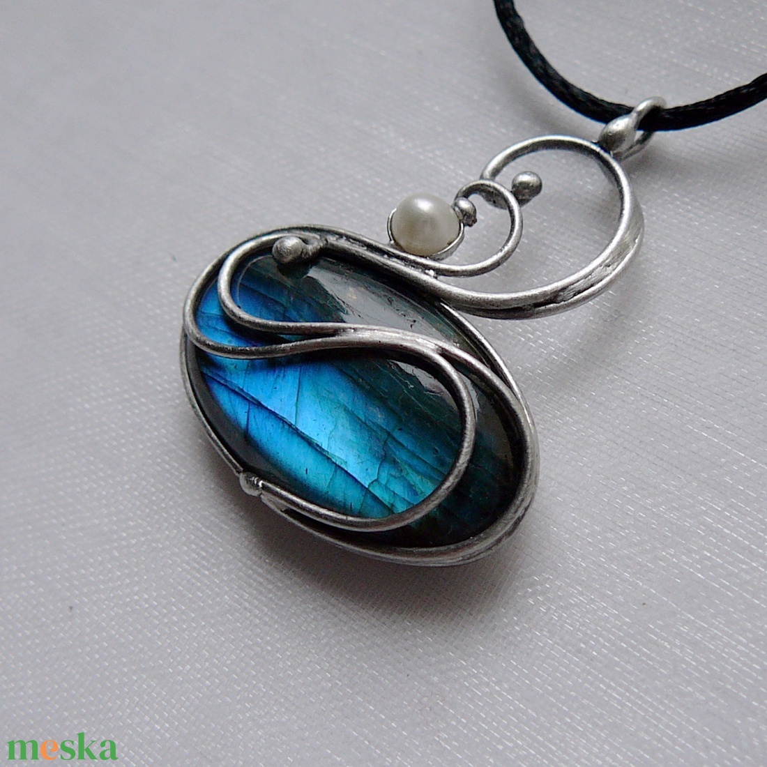 Labradorit medál - ékszer - nyaklánc - medál - Meska.hu