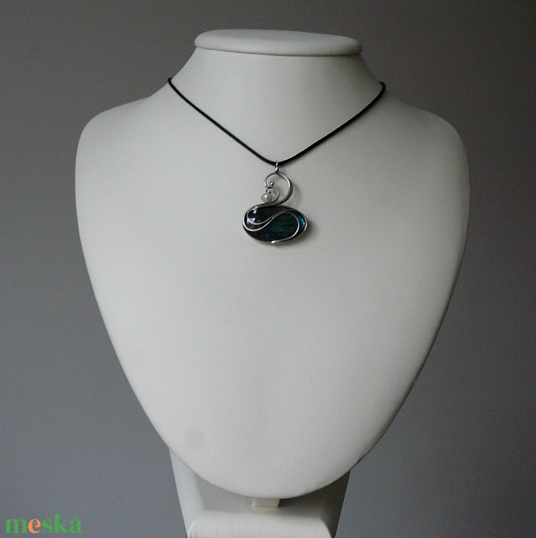 Labradorit medál - ékszer - nyaklánc - medál - Meska.hu