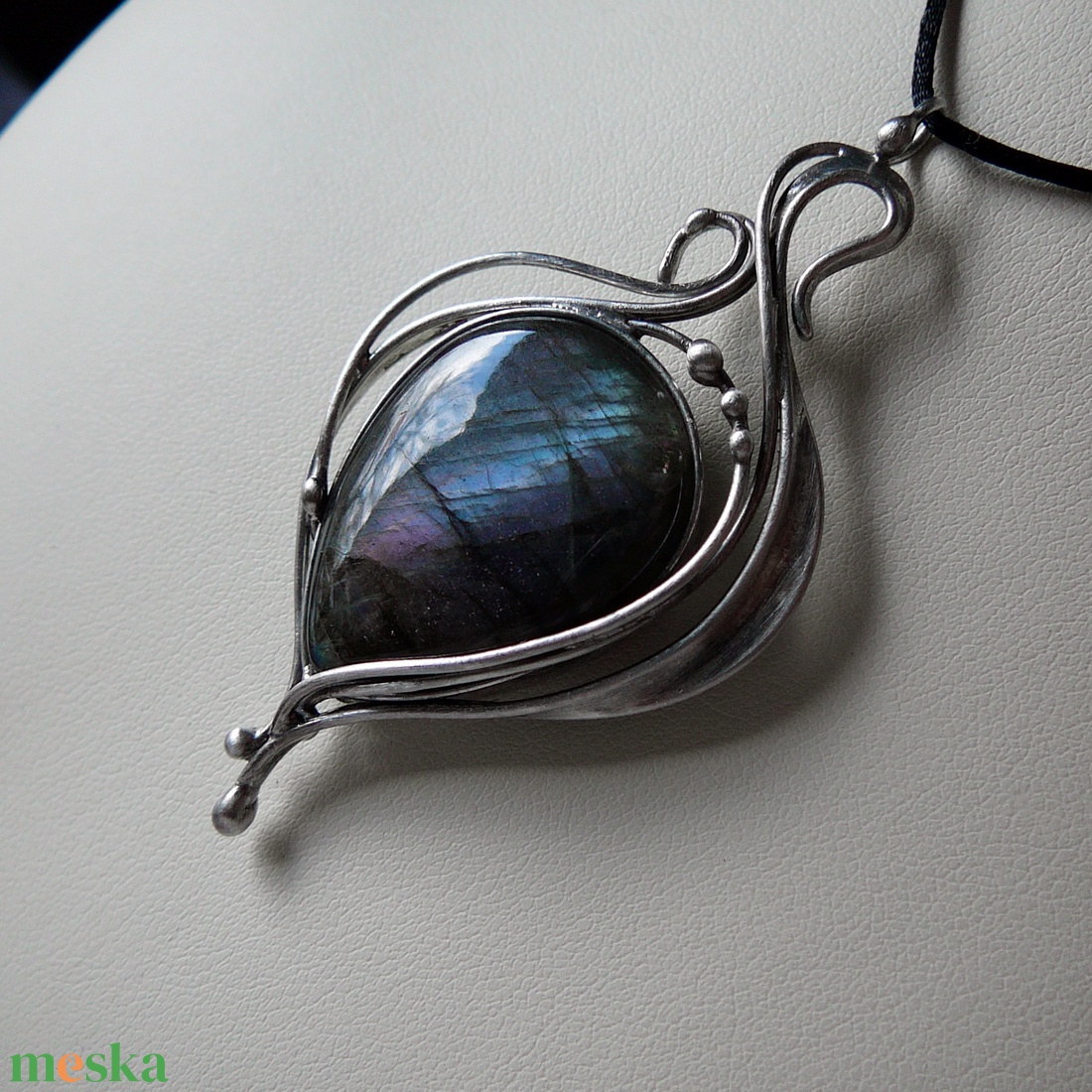 Labradorit medál - ékszer - nyaklánc - medál - Meska.hu
