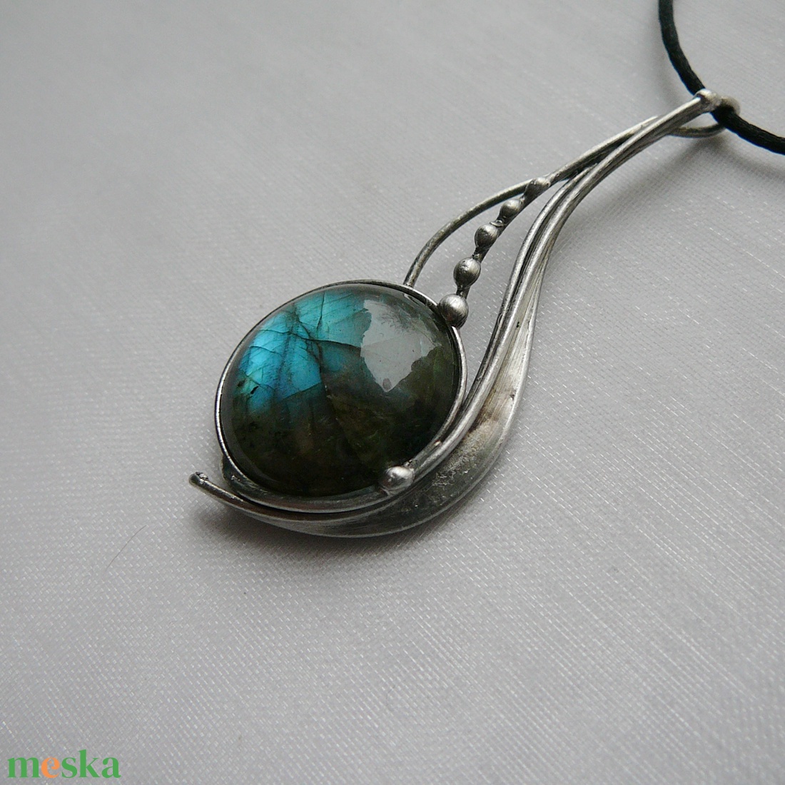 Labradorit medál - ékszer - nyaklánc - medál - Meska.hu