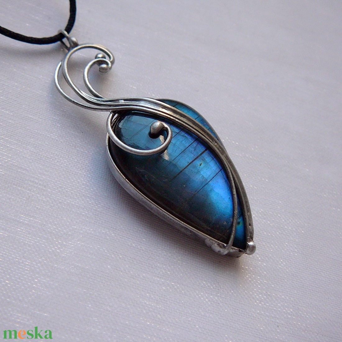 Labradorit medál - ékszer - nyaklánc - medál - Meska.hu