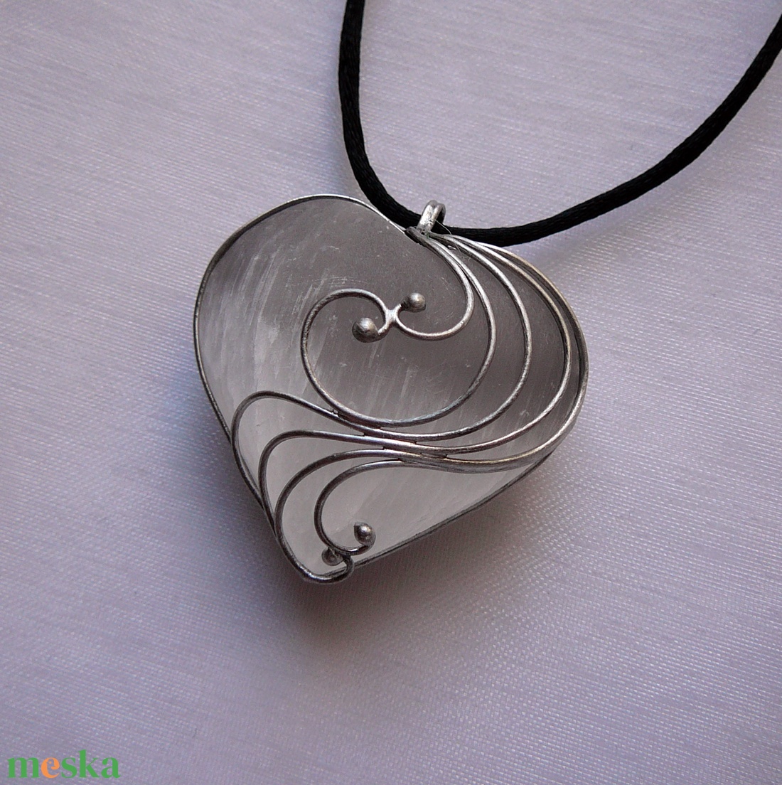 Szelenit szív medál - ékszer - nyaklánc - medálos nyaklánc - Meska.hu