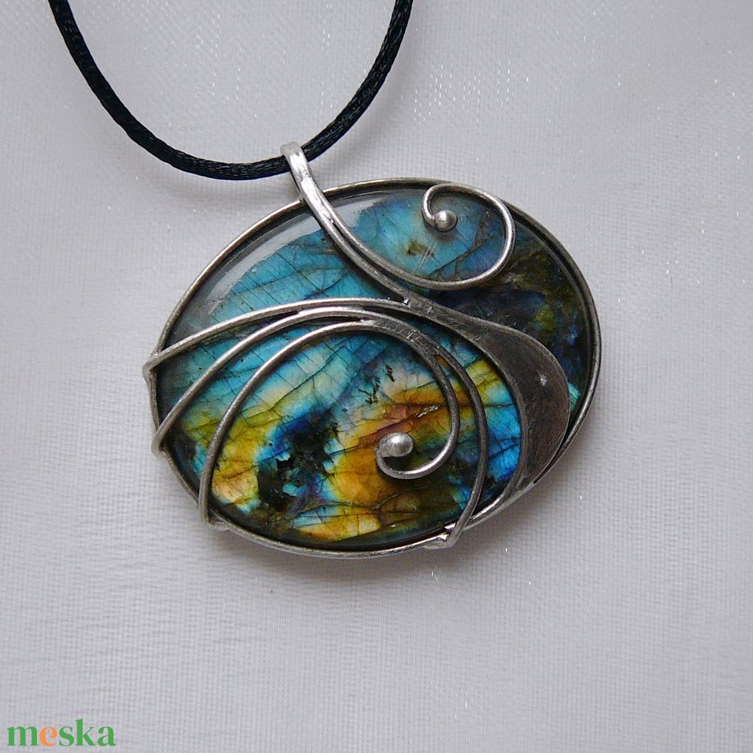 Labradorit medál - ékszer - nyaklánc - medál - Meska.hu