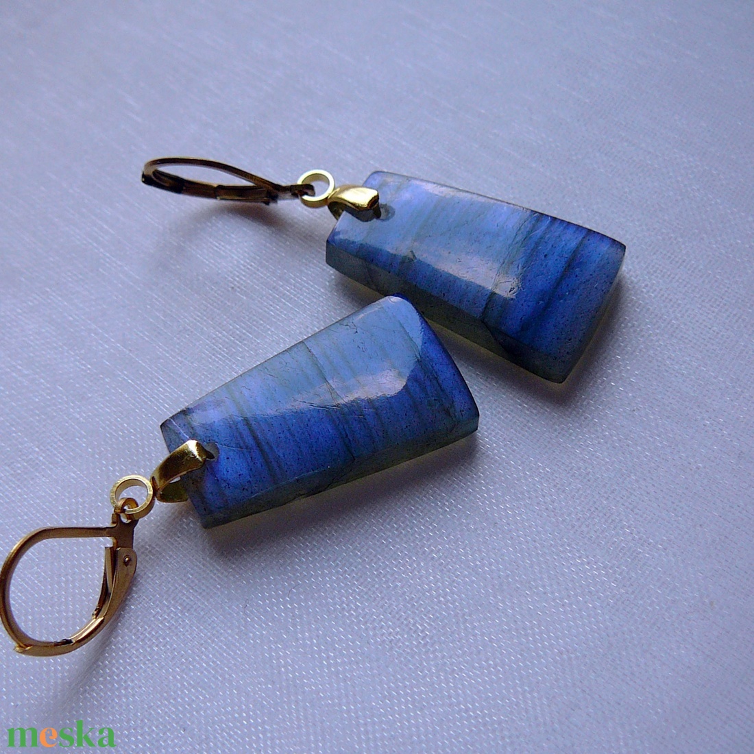 Labradorit fülbevaló - ékszer - fülbevaló - lógó csepp fülbevaló - Meska.hu