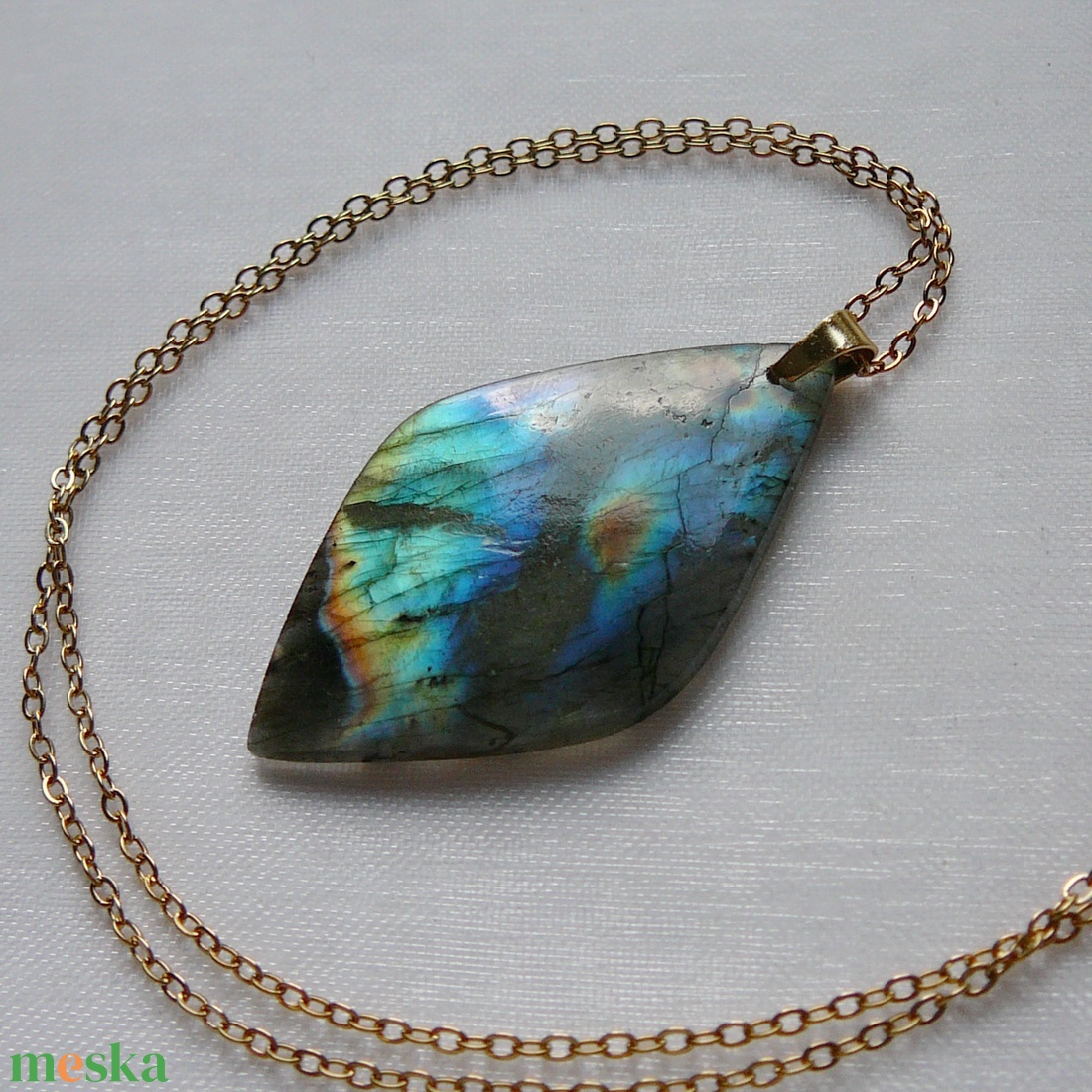 Labradorit medálos nyaklánc - ékszer - nyaklánc - medálos nyaklánc - Meska.hu