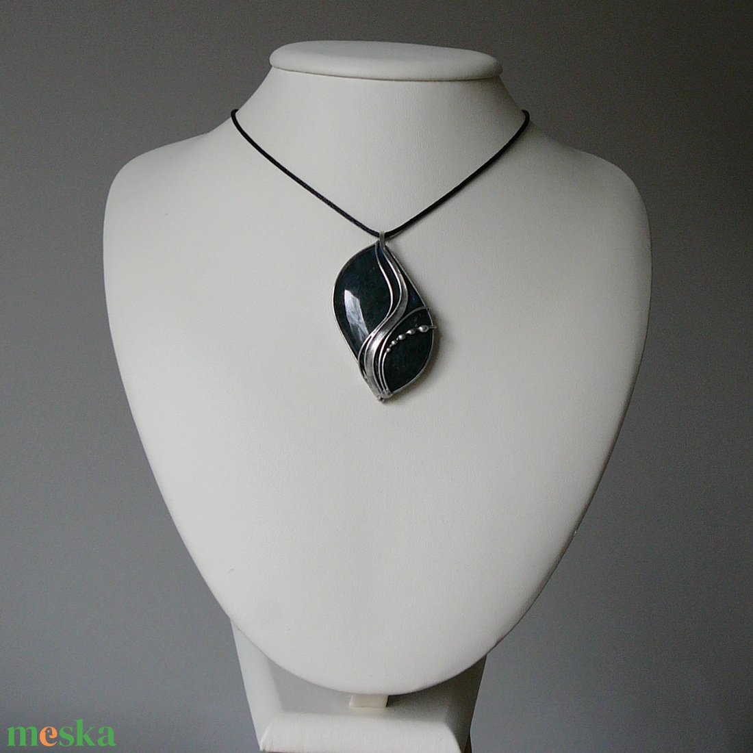 Labradorit medál - ékszer - nyaklánc - medál - Meska.hu