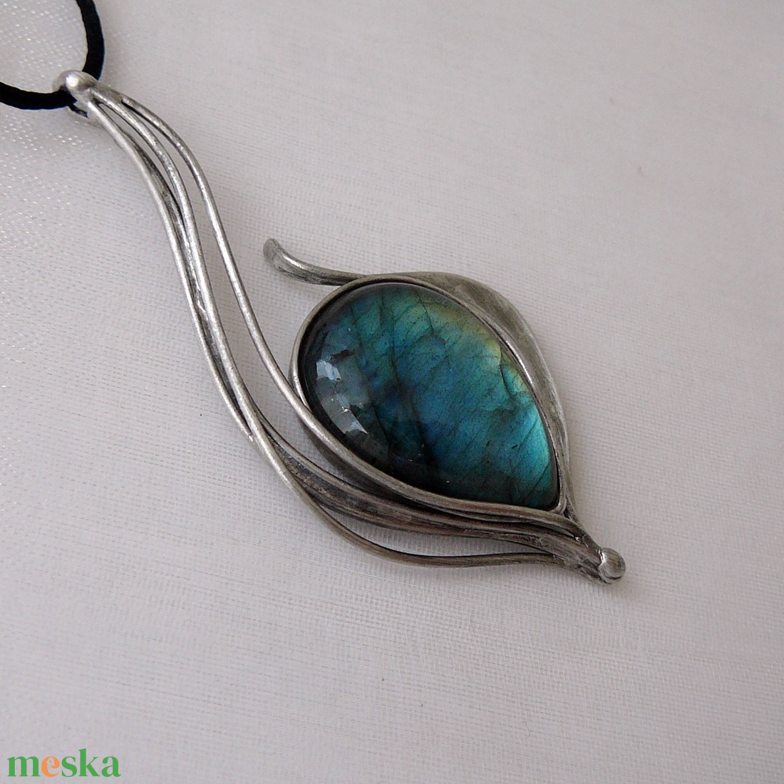 Labradorit medál - ékszer - nyaklánc - medál - Meska.hu
