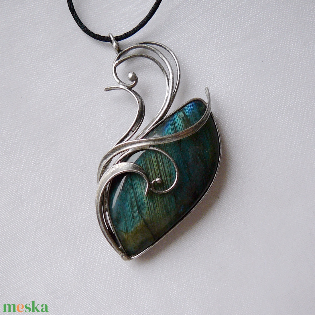 Labradorit medál - ékszer - nyaklánc - medál - Meska.hu