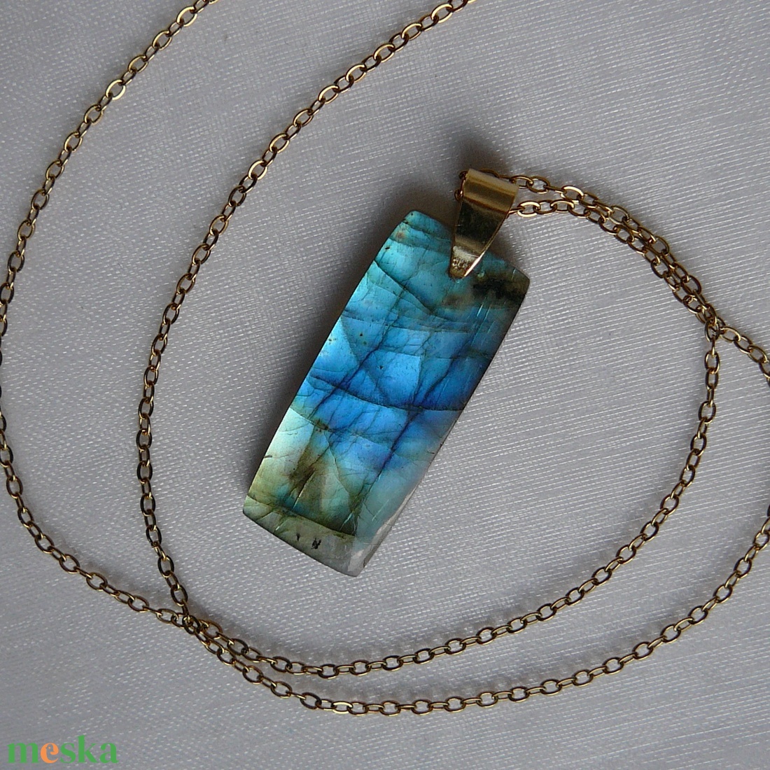 Labradorit medálos nyaklánc - ékszer - nyaklánc - medálos nyaklánc - Meska.hu