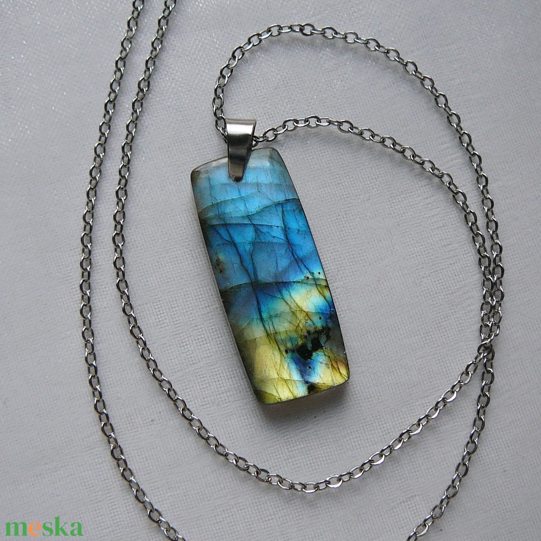 Labradorit medálos nyaklánc - ékszer - nyaklánc - medálos nyaklánc - Meska.hu